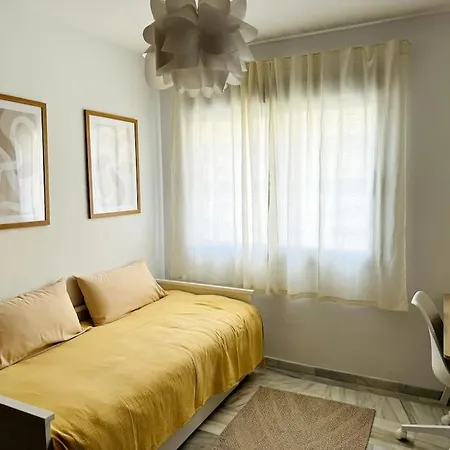 Behappy Salitre - Con Aparcamiento Apartment Malaga Exterior photo